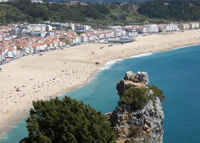 Tide - 3 Bedroom Within Beautiful Complex