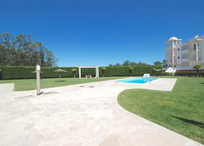 Tide - 3 Bedroom Within Beautiful Complex *