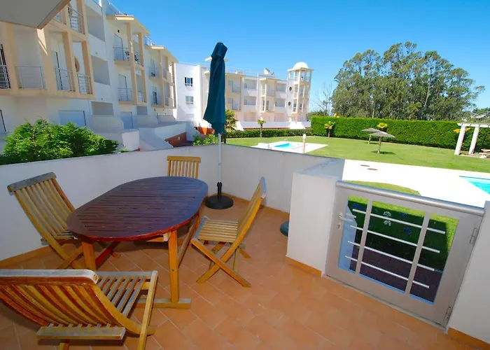 Tide - 3 Bedroom Within Beautiful Complex Διαμέρισμα